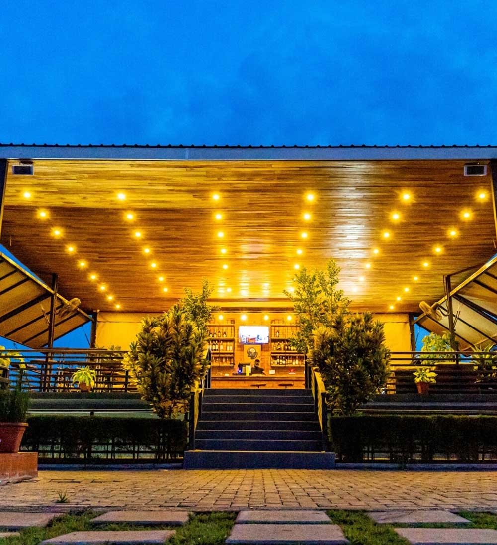 Pool Restaurant And Bar